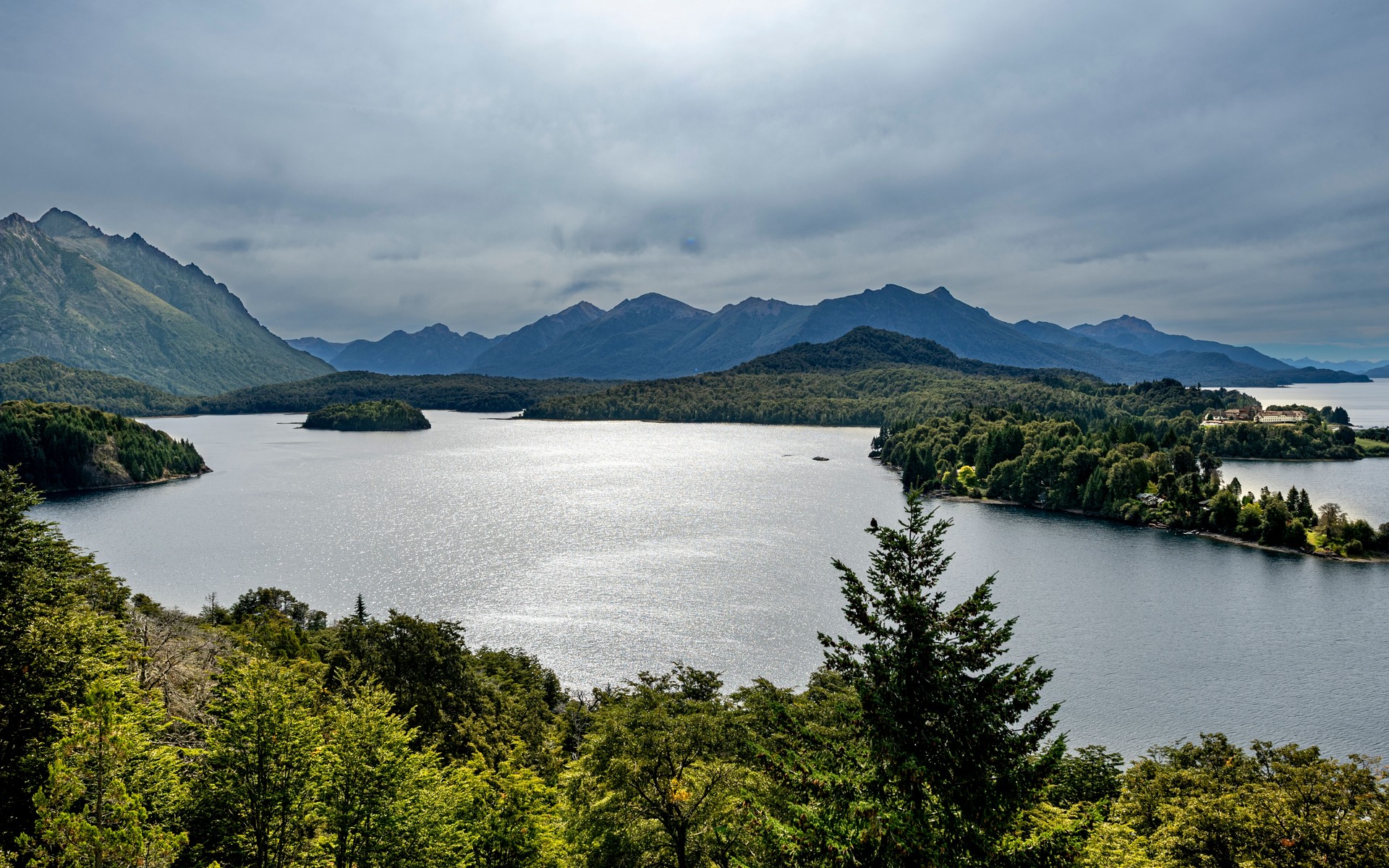 A photograph of Bariloche & Lake District, Argentina.