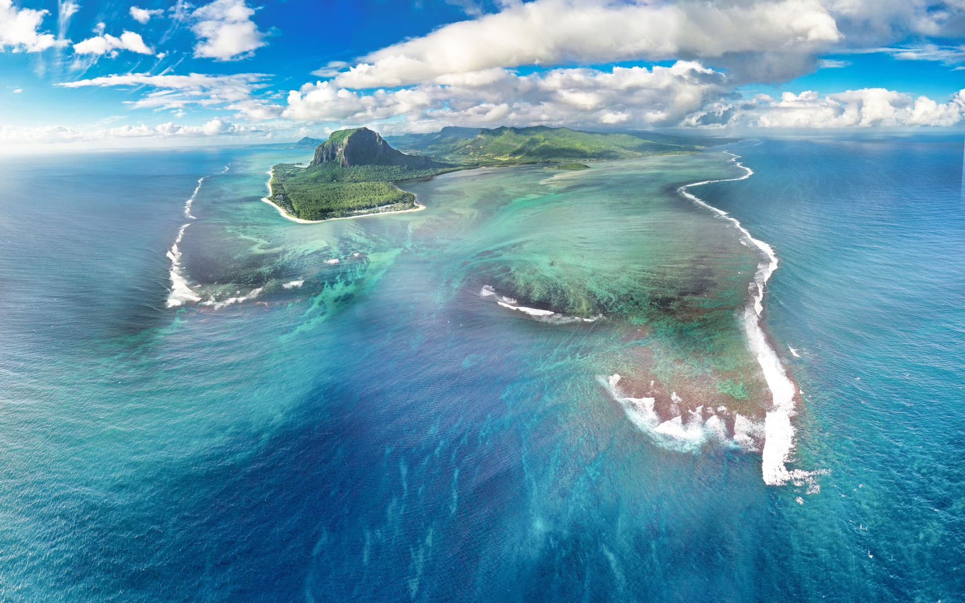 A photograph of Le Morne & Southwest Mauritius, Mauritius.