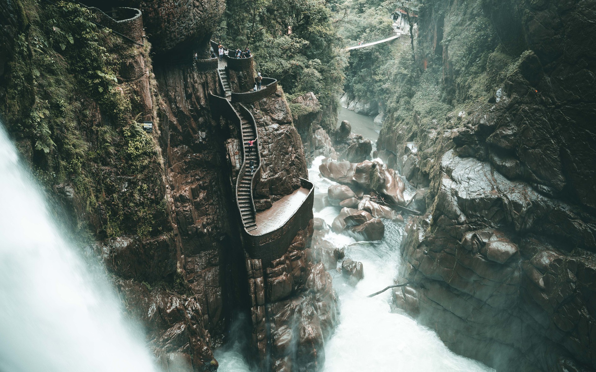 A photograph of Baños de Agua Santa, Ecuador.