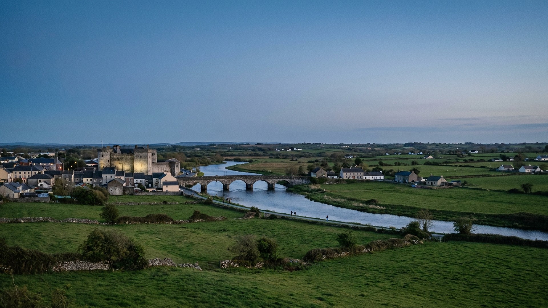 The surrounding countryside in Athlone, Ireland