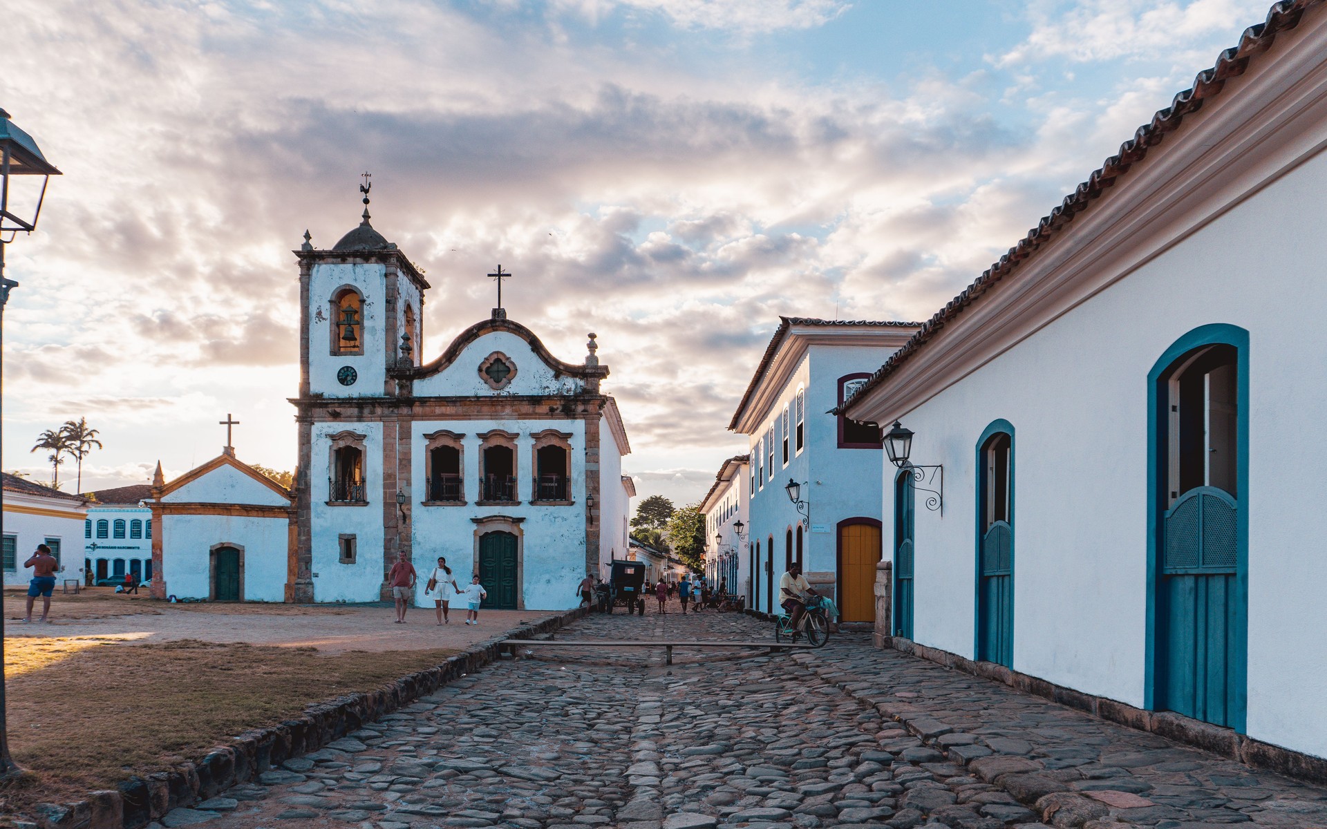 A photograph of Paraty, Brazil.