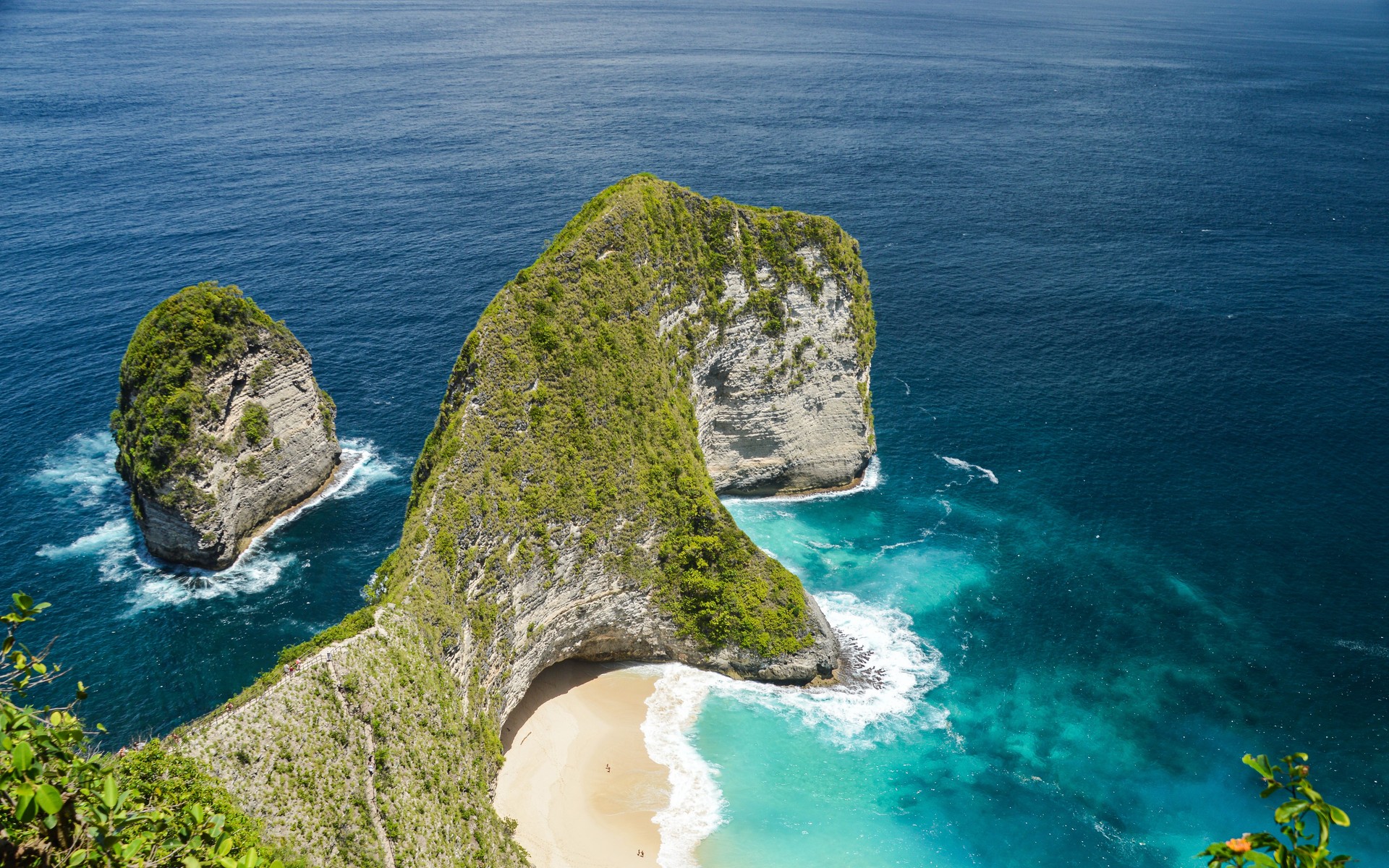 A photograph of Nusa Penida, Indonesia.