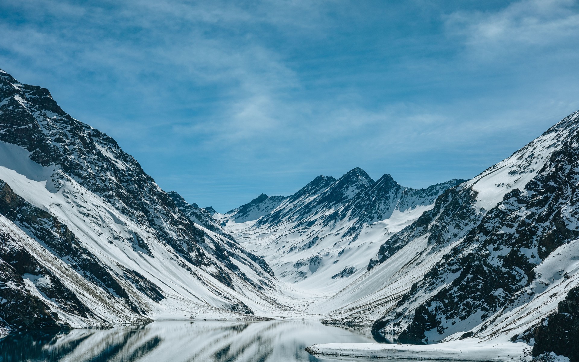 A photograph of Valle Nevado & Portillo, Chile.