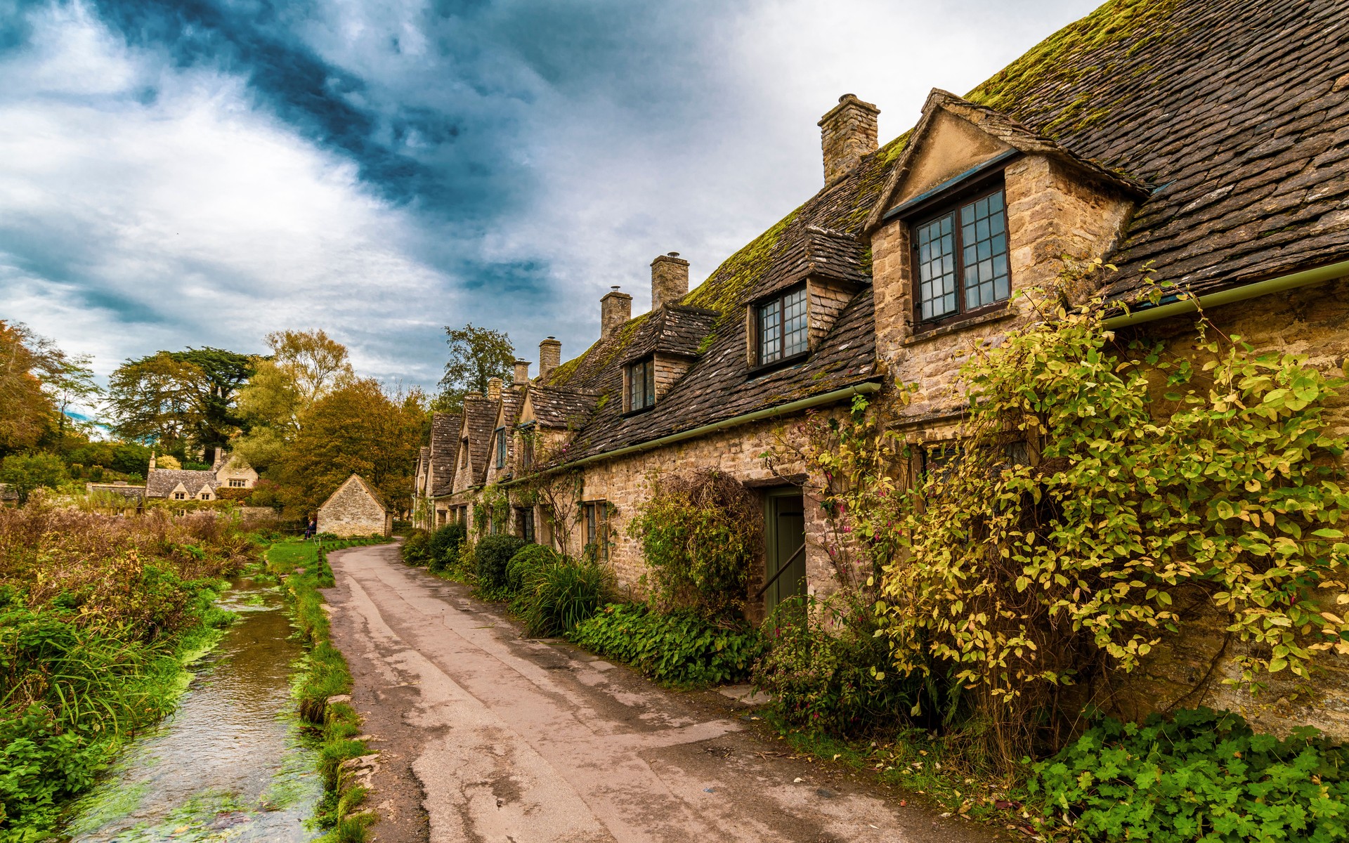 A photograph of The Cotswolds, United Kingdom.