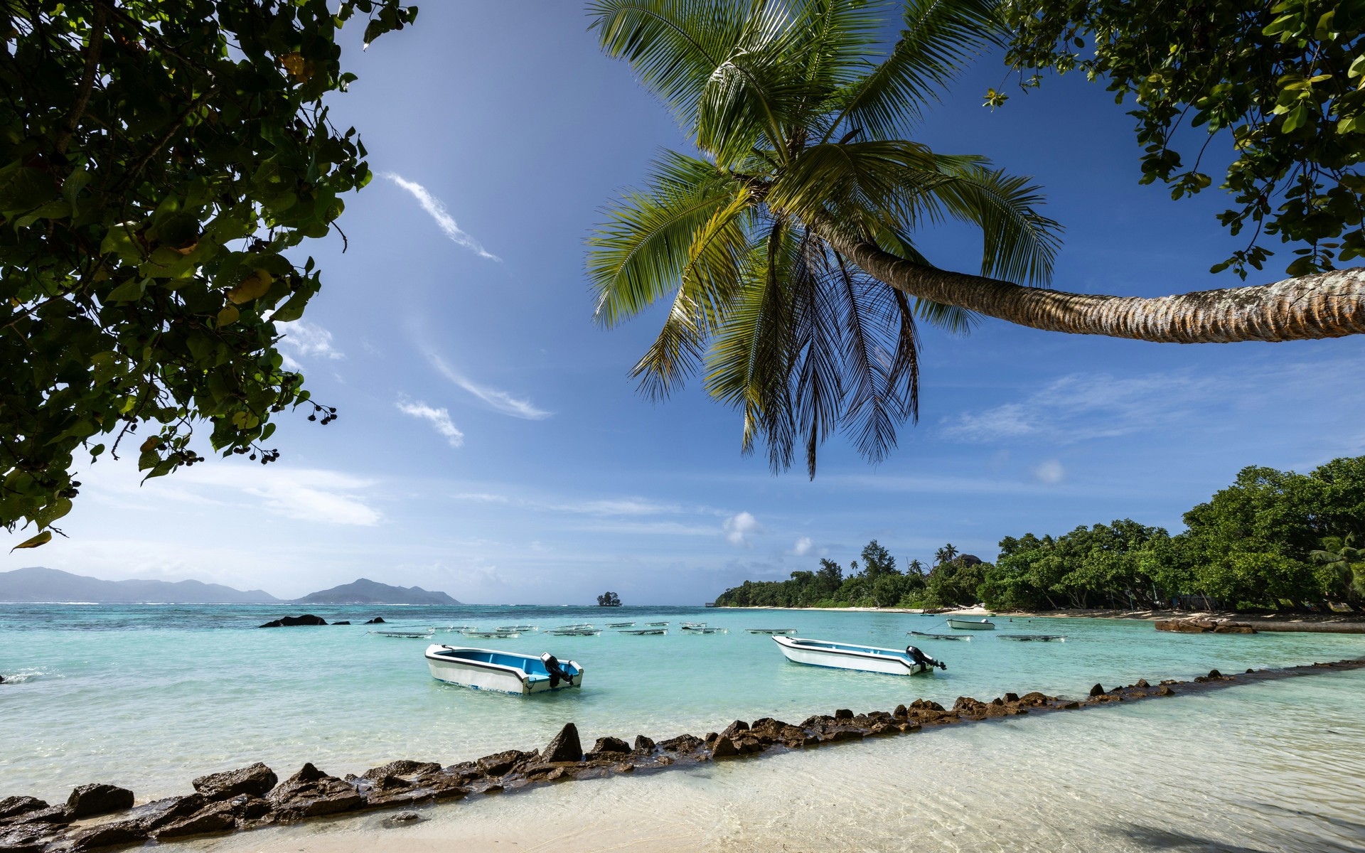 A photograph of Mahé, Seychelles.